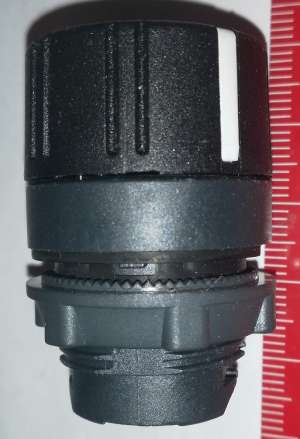 ZB5AD29 - Switch Fixings 2 POS SSWITCH W BLACK KNURLED KNOB