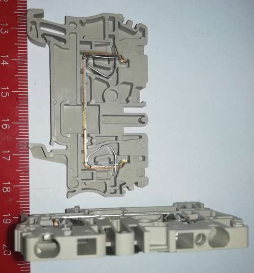 svorka ZDU2,5  .. balení 10ks za 50Kč