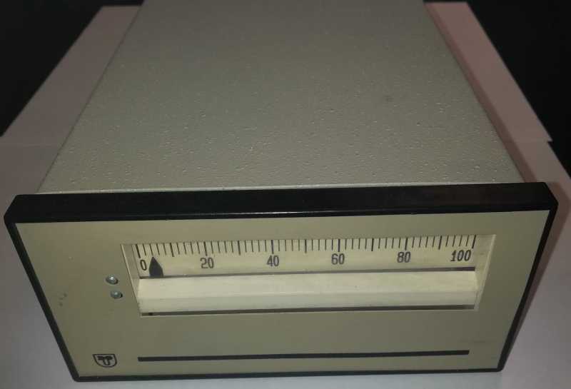 ZPA spínací porovnávací přístroj, 5-105 ohm T33, 140x70x250mm,  netestován . .. cena na dotaz / price on request