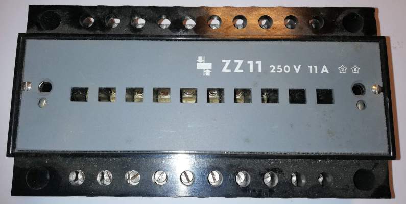 ZZ11 250V 11A  .. cena na dotaz / price on request