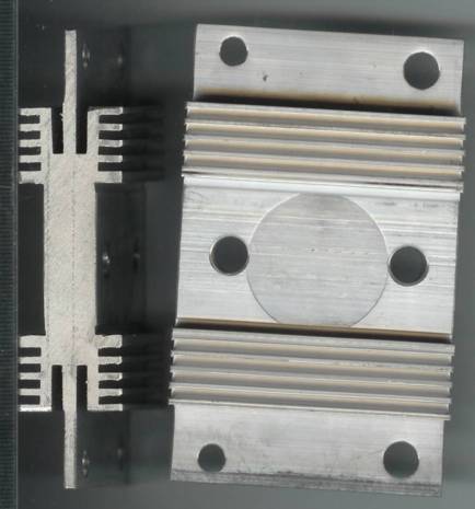 není skladem - chladič na diody -  hliník, špinavý