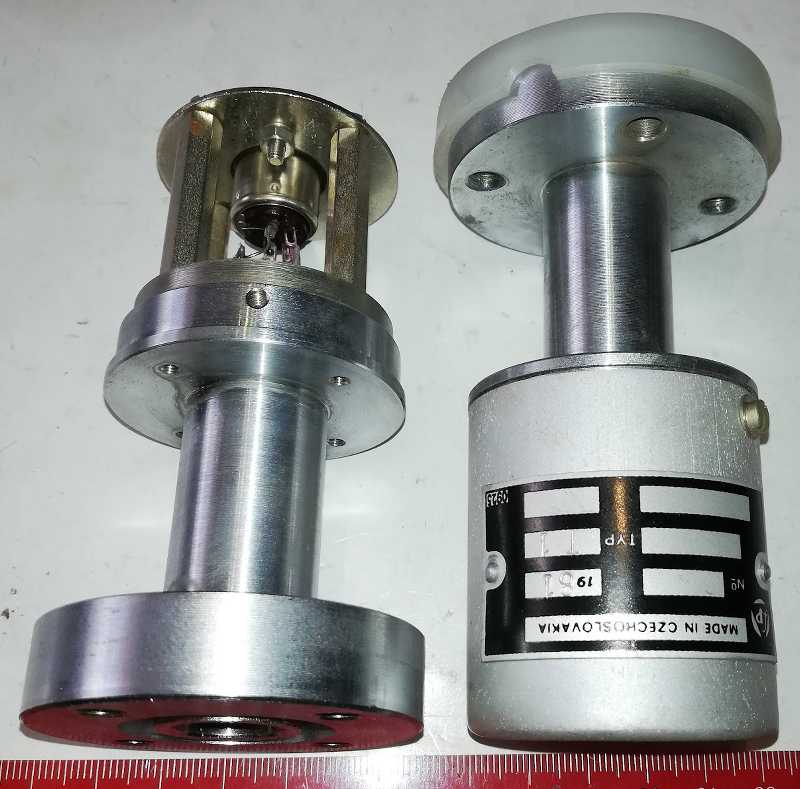 neupřesněné čidlo, r.v. 1981  .. cena na dotaz / price on request