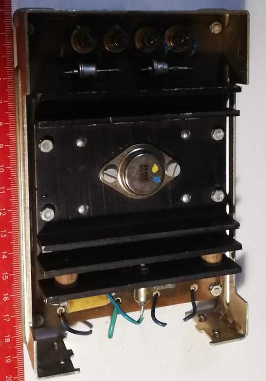 deska na rozebrání, na ND (036), asi zdroj