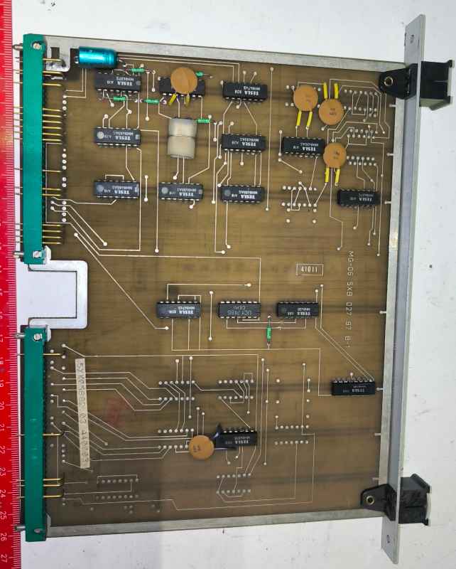 deska-214 -  deska osazena  dle foto .. na rozebrání na ND