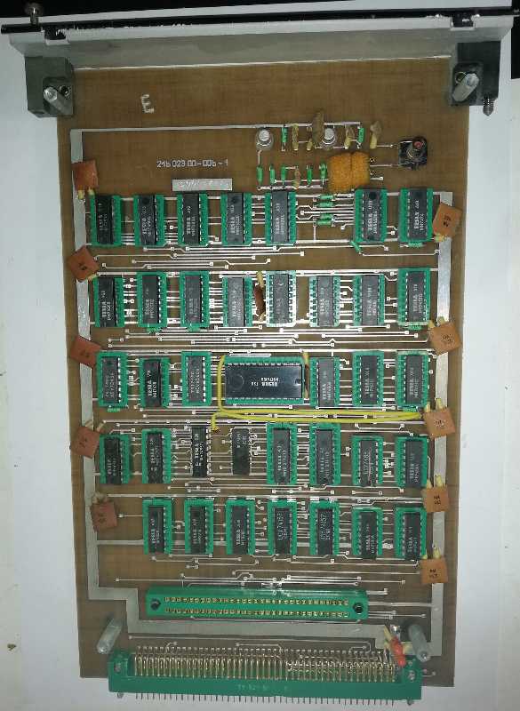 deska-21602300-006-1 - FRB TY5219011, MH3205, MH3216, MHB2114, MH7474, patice, další IO, ..