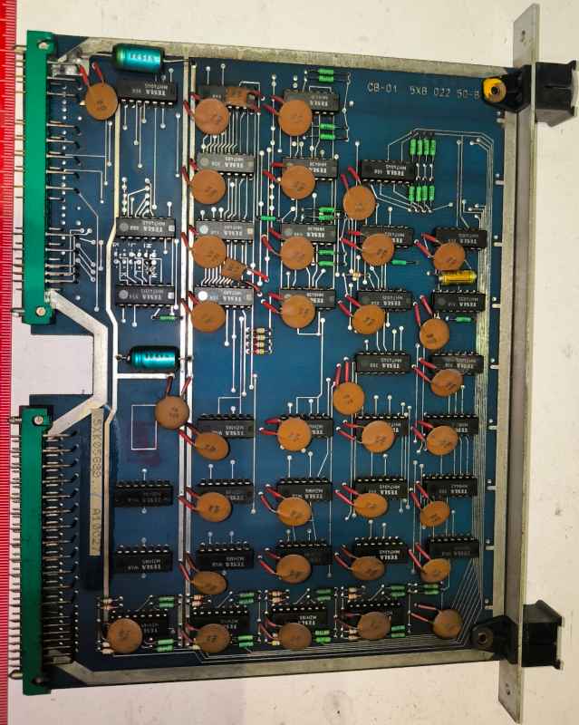 deska-225 -  deska osazena  dle foto .. IO, C, 2x TY část. osazené,