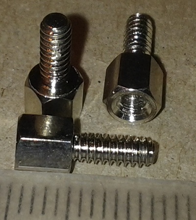 distanční sloupek 008   ... kovový .. balení 50ks za 50Kč