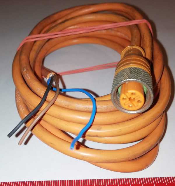 není skladem - kabel s konektorem pro automatizaci (006), 2m, použitý / used