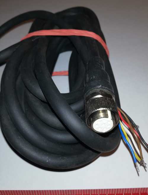 kabel s konektorem 8pin pro automatizaci (007), 5m, použitý / used