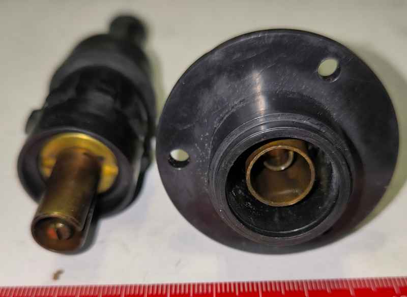 konektor-421 - souosý konektor 24V 6A, samec + samice  .. cena na dotaz / price on request