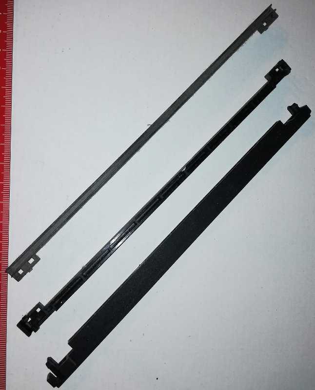 vodicí lišta na plošné spoje z krabic TELEDATA, délka 208mm