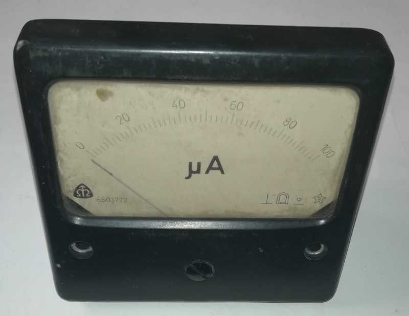 METRA ,  starší MP, stupnice 100uA, rozměr 110x110mm