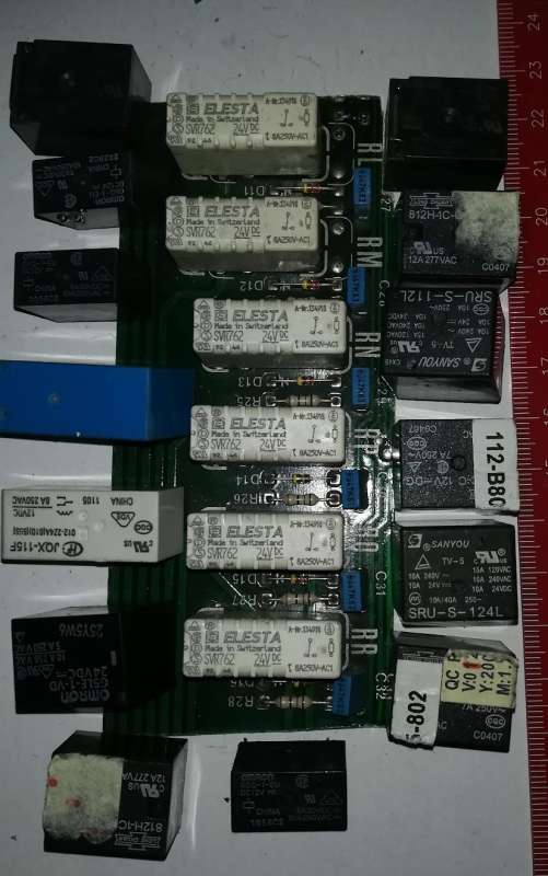 zapájené relátka,  mix 20ks  - (008)