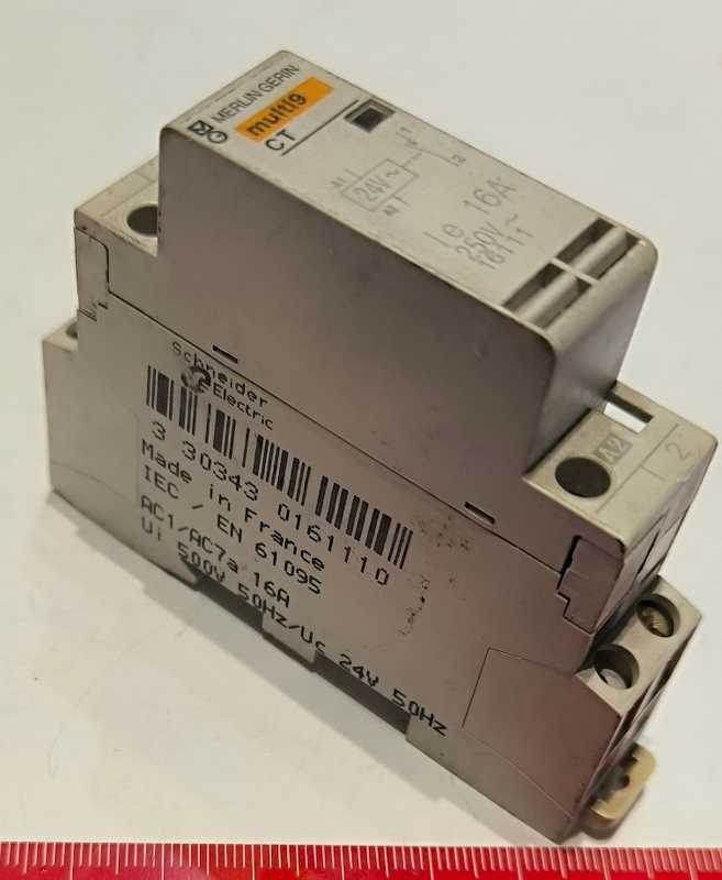 rele multi9 CT - 16111 - 24V 16A  .. použitý / used, z demontáže