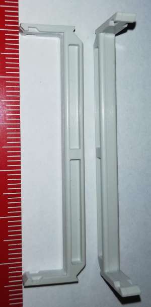 plastová úchytka z samořezných konektorů ( 53mm šedá )  .. balení 100ks za 100Kč