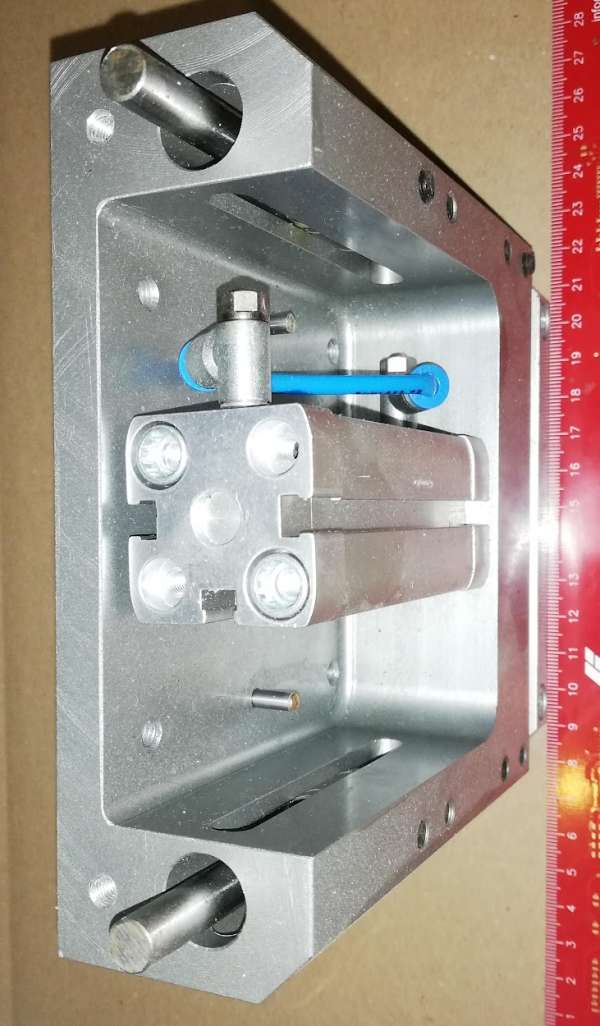 pneu sestava s pístem ADN-20-60-I-P-A