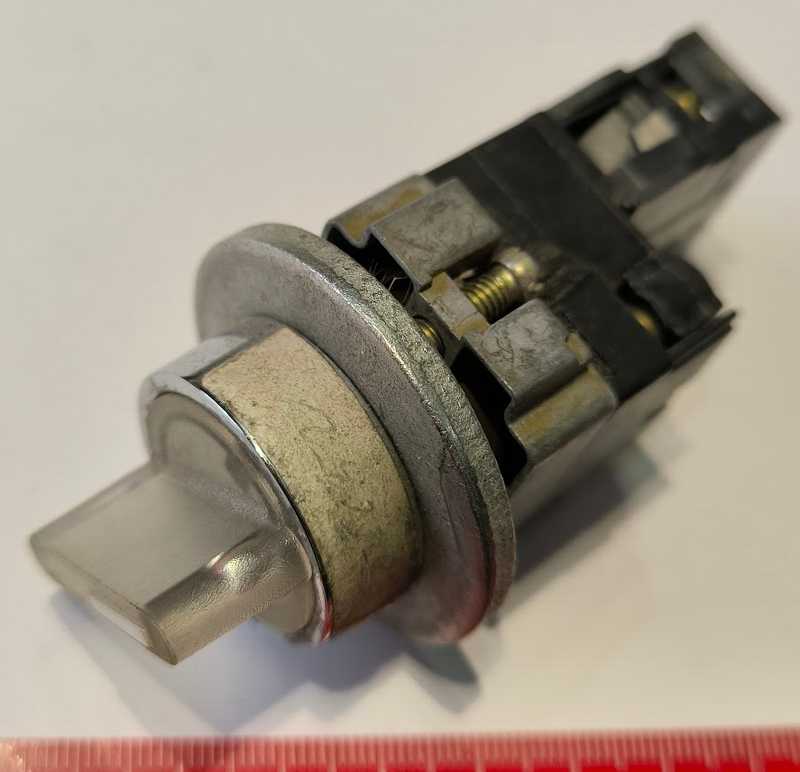 přepínač 2 polohy s ZB2-BE101, Z..-BW06, starší