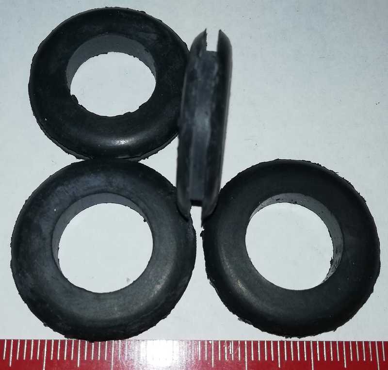 Gumová průchodka 15x2mm  .. balení 100ks za 100Kč