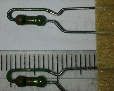 R -  2k, tvarované vývody .. balení 500ks za 50 Kč