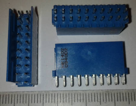 konektor 2x10pin .. balení 34ks za 100Kč