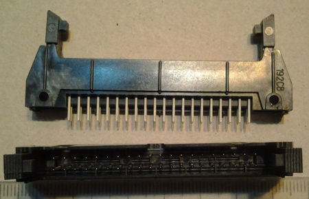 konektor PSL40 rovné vývody 40pin .. balení 21ks za 50Kč