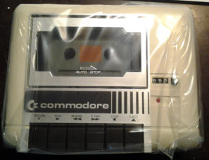 datassette COMMODORE C2N, nevybalený .. cena na dotaz / price on request