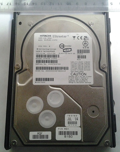 HDD Hitachi z diskového pole