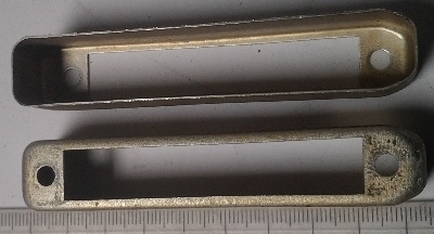 URS 26 pin vanička plechová