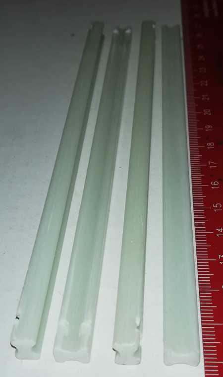 sklotextilová tyčka - lišta  (156) - 8x6x164mm .. balení 20ks za 100Kč