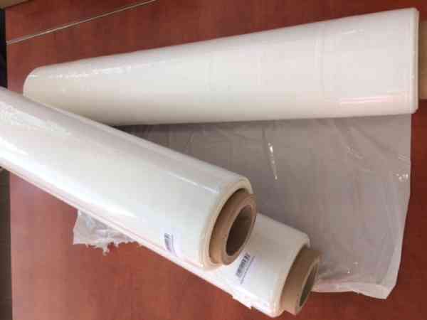 Stretch folie -  šíře 50cm/ síla 23my/ hmotnost 2,3kg / návin cca 150m / bílá