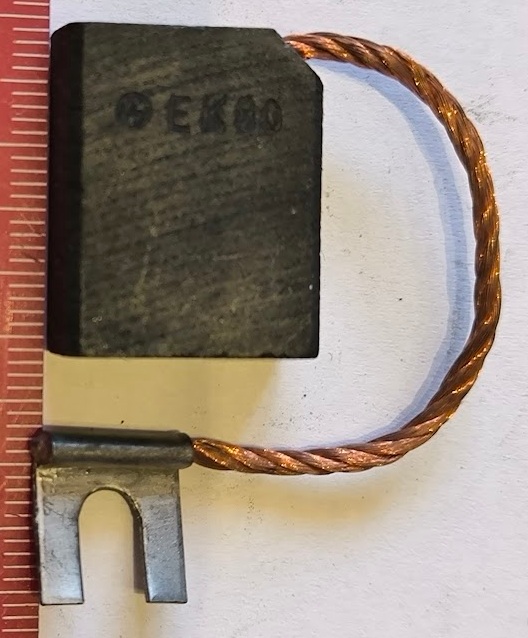 uhlik-002 - 10x20x25 - EK80