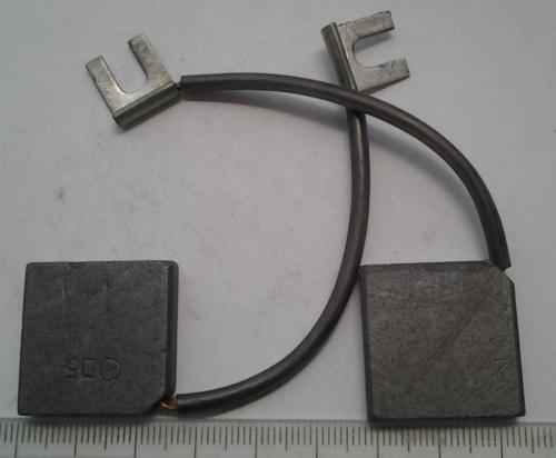 uhlík 05 - 25x25x6