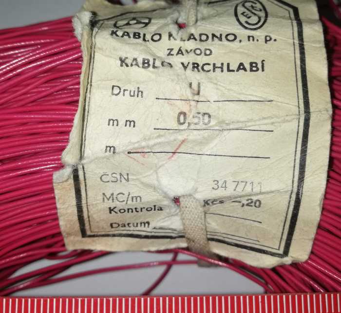 není skladem - drát pocínovaný, červený, KABLO U 0,50, zbytek cca 2,5kg za 250Kč