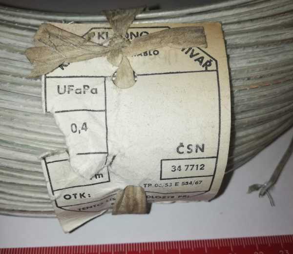 není skladem - kabel UFaPa KABLO , bílý, zbytek cca 1,5 kg