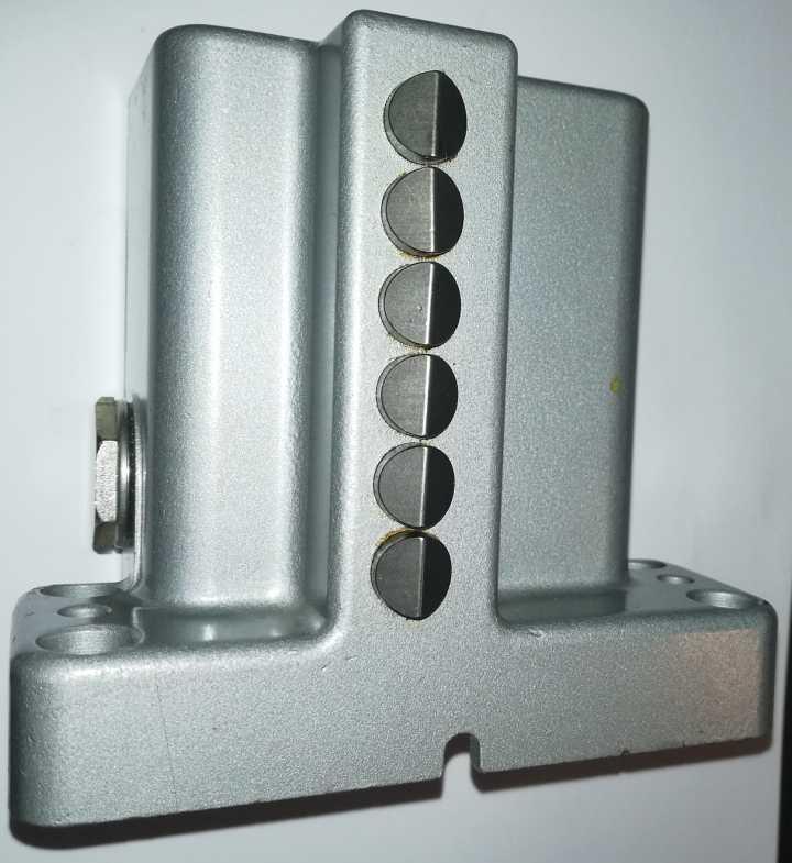 126LD6-PG .. Yamatake-Honeywell - Multiple Limit Switch, Micro Switch - 5A-250V, IP65  .. cena na dotaz / price on request