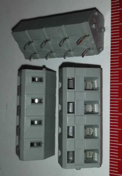 WAGO 236-504 Svorka na desky plošných spojů; 2,5 mm²; Rozteč 7,5/7,62 mm; 4pól.; CAGE CLAMP®