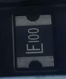 RF1180-000 LITTELFUSE Pojistka polymerová PTC 1,5A 24V 24VDC SMD  1812 .. balení 25ks za 100 Kč