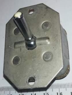 není skladem - 2V-45 .. přepínač 2 polohy, CCCP