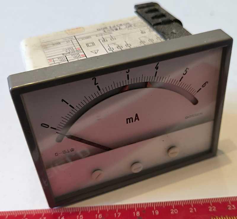 měřící přístroj GOSSEN 105x80x80mm, st. 6mA, 320784-1, s dvěma přepínacími dorazy  .. použitý / used   .. cena na dotaz / price on request