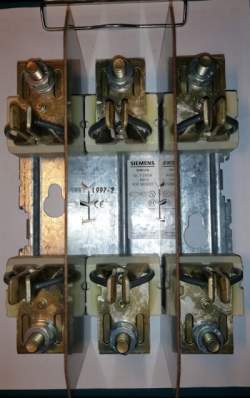 3NH4230 -  pojistkový spodek 3 fáz. 250A 660V