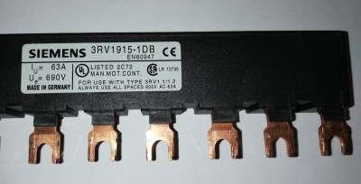 není skladem - 3RV1915-1DB  .. 15 pin, Propojovací 3-fázový modul pro jističe ve velikosti S0 nebo S00 - pro 5 jističů o šířce 45mm bez bočních kontaktů