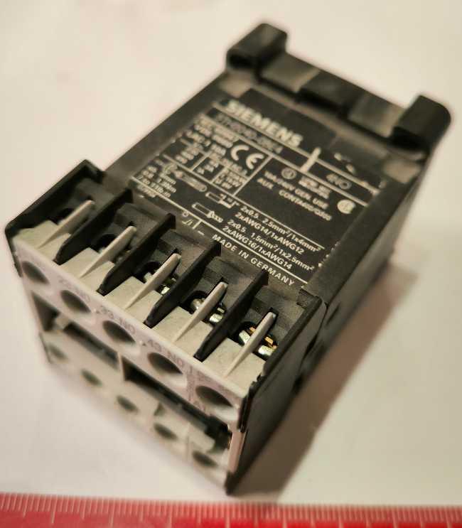 stykač SIEMENS 3TH2040-0BE4 - 60Vdc  bez krytky   .. cena na dotaz / price on request