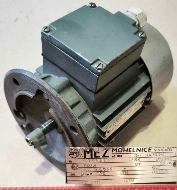 4AP63-4 - 3f motor 0,18kW 1350 ot. MEZ, starší typ .. použitý / used   .. cena na dotaz / price on request (002)