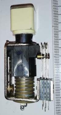 4FJ42023 -  přepínač s kontrolkou ( 2xpřepínací, bílá)  .. cena na dotaz / price on request