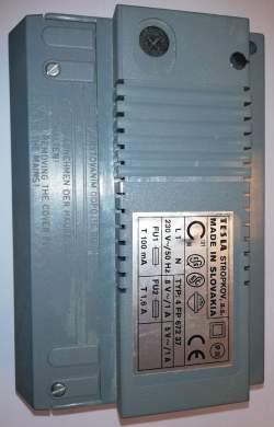 SÍŤOVÝ ADAPTÉR TESLA, TYP 4FP67237