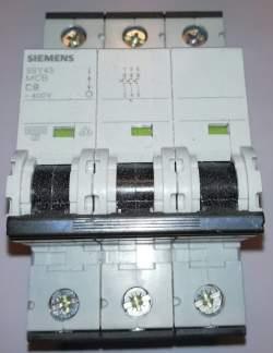 jistič 3pol C6  Siemens 5SY43-MCB-C6, 5SY4306-7   .. použitý / used