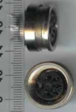 6AF28218 - kruhová pevná zásuvka s upevněním na závit