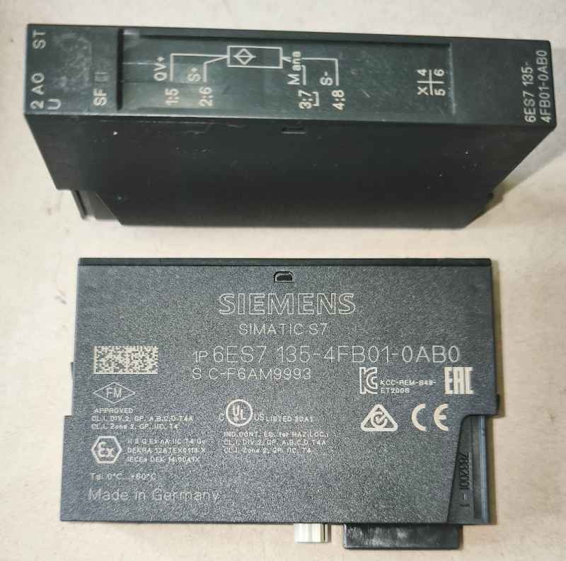 6ES7135-4FB01-0AB0 - SIEMENS SIMATIC S7..  použitý/used .. cena na dotaz / price on request