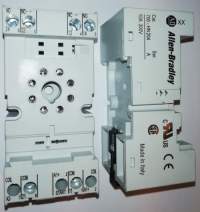 Allen Bradley 700-HN204 8 Pin Guarded Tube Based Relay Socket
