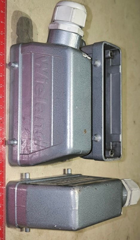 CONNECTOR HOUSING 120X40 CABLE ENTRY 15MM 703502428 WIELAND .. použitý / used .. provedení dle foto (001)